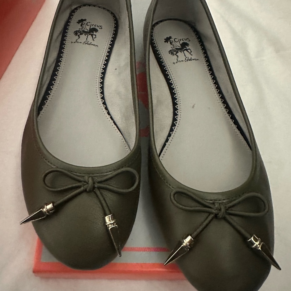 Circus by Sam Edelman Olive Green Ballet Flats